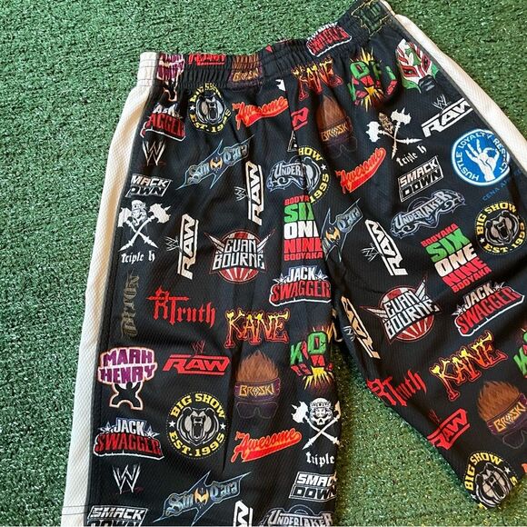 Vintage WWE Shorts Youth Ft. Kane John Cena Triple H Rey Mysterio & More Medium - Picture 11 of 12